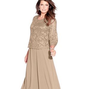 NWT- Roamans Lace Top Evening Gown